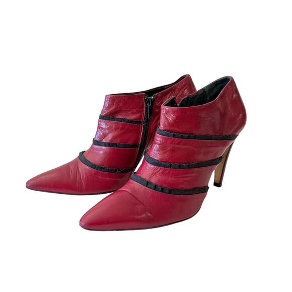 Tibi New York Heeled Bootie Size 7.5 Fuschia Pink Purple Black Ruffle - Picture 1 of 13